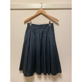 ジーナシス(JEANASIS)のJEANASIS  スカート　美品　ストライプ柄(ひざ丈スカート)