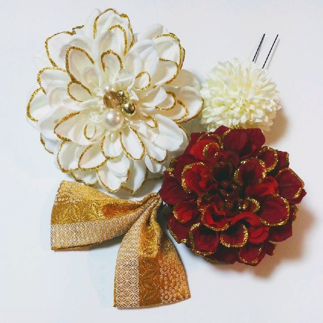 髪飾りViVi ～白赤金・花飾り～ 成人式 卒業式 結婚式 花魁 簪