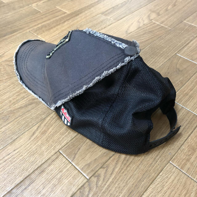 YOSHINORI KOTAKE(ヨシノリコタケ)のヨシノリコタケ　1番　キャップ　スパンコール メンズの帽子(キャップ)の商品写真
