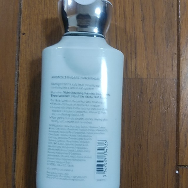 Bath & Body Works(バスアンドボディーワークス)のyu様専用　Bath&BodyWorks body lotion  コスメ/美容のボディケア(ボディクリーム)の商品写真