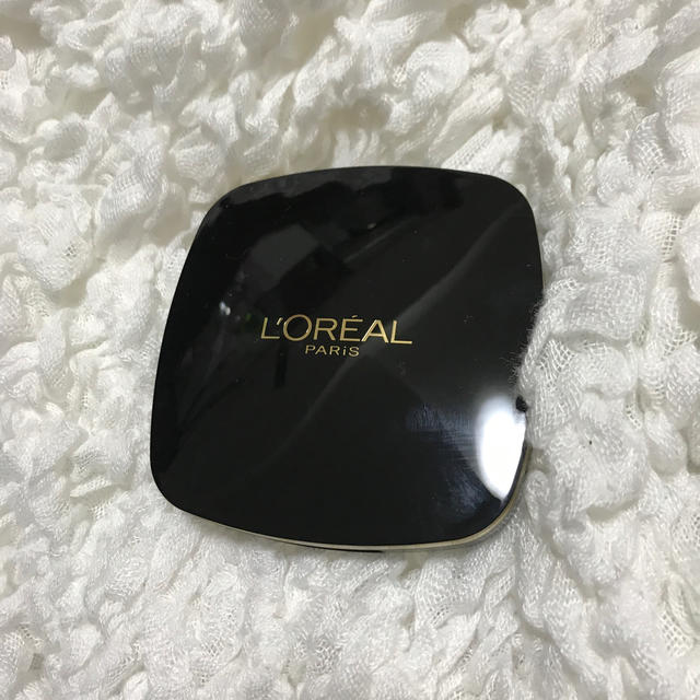 L'Oreal Paris(ロレアルパリ)のtae様 コスメ/美容のメイク道具/ケアグッズ(チーク/フェイスブラシ)の商品写真