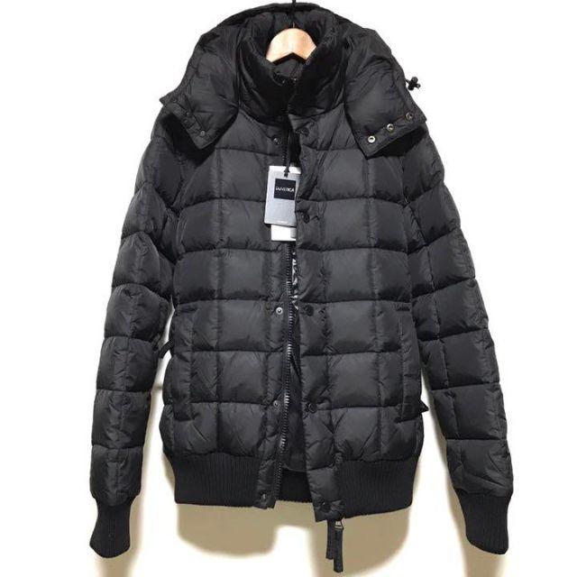 AKM(エイケイエム)のAKM DUVETICA 18AW 新品 ダウン デュベティカ デュベチカ メンズのジャケット/アウター(ダウンジャケット)の商品写真