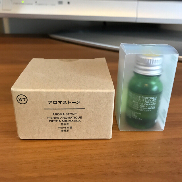 MUJI (無印良品)(ムジルシリョウヒン)の無印　アロマストーン　白　エッセンシャルオイル　グレープフルーツ😊✨　送料込み コスメ/美容のリラクゼーション(エッセンシャルオイル（精油）)の商品写真