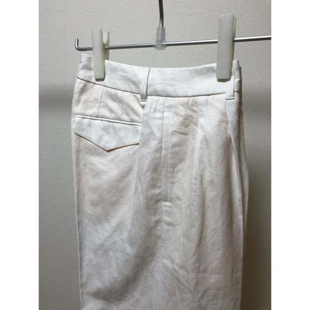 MARGARET HOWELL(マーガレットハウエル)のマーガレットハウエル COTTON LINEN TWILL 白 Ⅱ レディースのパンツ(カジュアルパンツ)の商品写真