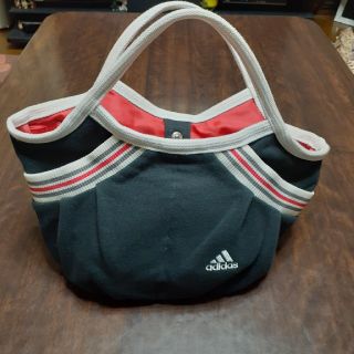 アディダス(adidas)のadidasバック(トートバッグ)