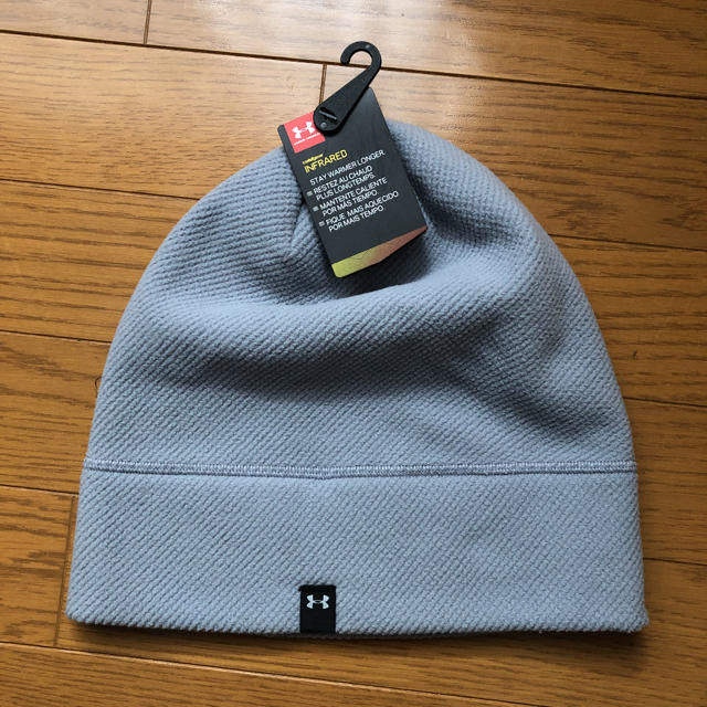 UNDER ARMOUR(アンダーアーマー)のUNDER ARMOUR(ニットキャップ)【グレー/新品】 メンズの帽子(ニット帽/ビーニー)の商品写真