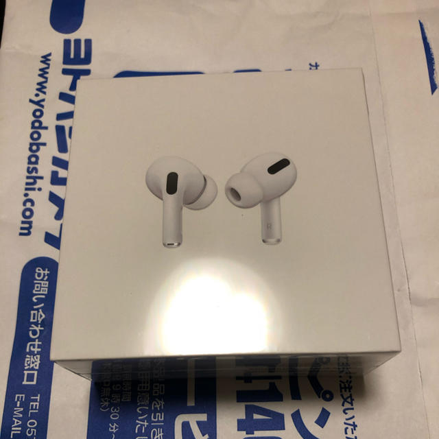 送料込み 新品未使用　Apple AirPods Pro MWP22J/A