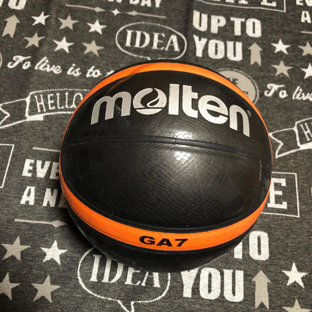 molten(モルテン)のバスケットボール7号球 スポーツ/アウトドアのスポーツ/アウトドア その他(バスケットボール)の商品写真