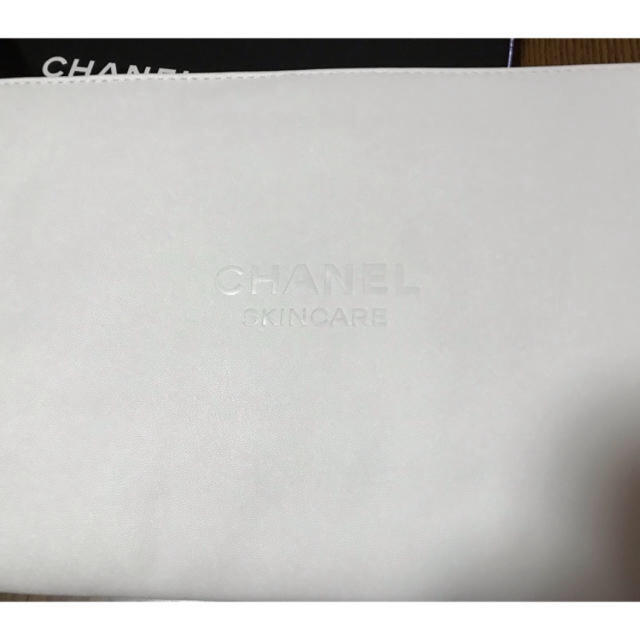 CHANEL(シャネル)の未使用CHANELシャネルポーチ　クラッチバッグ　セカンドバッグ レディースのファッション小物(ポーチ)の商品写真