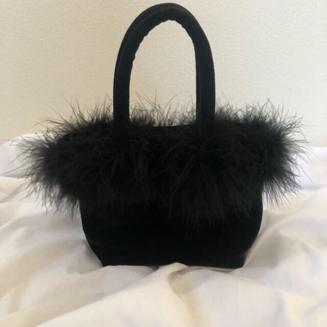 Katie(ケイティー)のthe Virgins   petit feather vanity  バッグ レディースのバッグ(ハンドバッグ)の商品写真