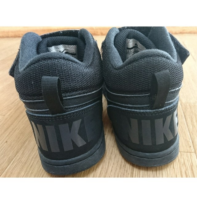 NIKE(ナイキ)のNIKE スニーカー 子供 kids 21.5cm キッズ/ベビー/マタニティのキッズ靴/シューズ(15cm~)(スニーカー)の商品写真