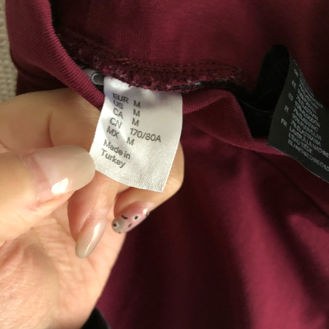 H&M(エイチアンドエム)のH&M ストレッチ素材 ミニスカート / ワインレッド レディースのスカート(ミニスカート)の商品写真