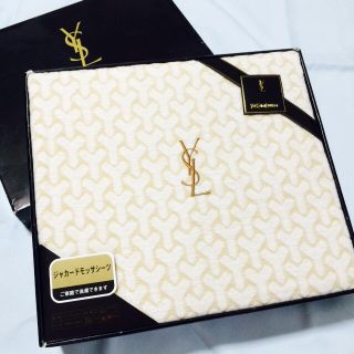 SAINT LAURENT(シーツ/カバー)のフリマアイテム一覧 SAINT LAURENT(シーツ/カバー)のフリマアイテム一覧