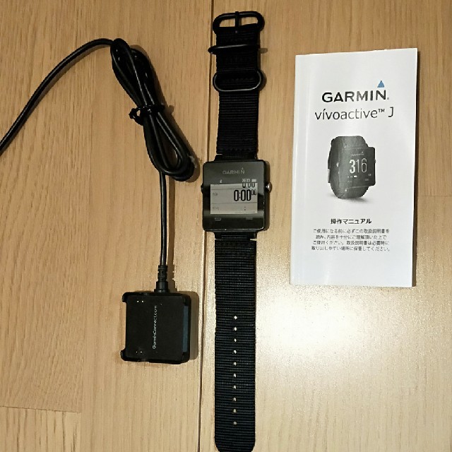 vivoactiveJ　GARMIN GPSスマートウォッチ