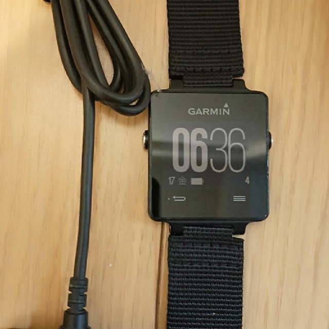 vivoactiveJ　GARMIN GPSスマートウォッチ 1