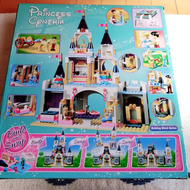 Lego 女の子の憧れ プレゼントにも ディズニープリンセス シンデレラのお城互換レゴの通販 By マロン S Shop レゴならラクマ