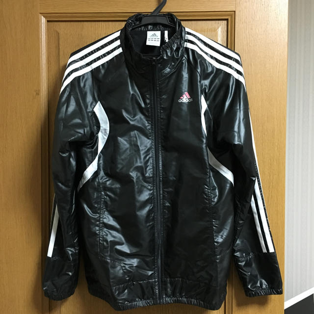 adidas(アディダス)のadidas ウィンドウブレーカー レディースのジャケット/アウター(その他)の商品写真