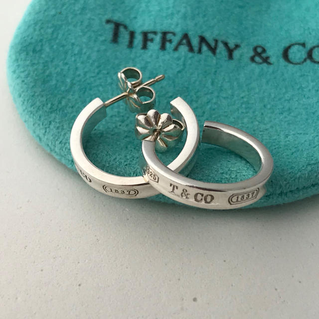 Tiffany & Co.(ティファニー)のTiffany 1837™ フープ ピアス　美品 レディースのアクセサリー(ピアス)の商品写真