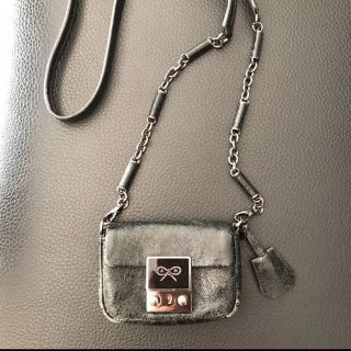 アニヤハインドマーチ(ANYA HINDMARCH)のアニヤハインドマーチ  ミニショルダーバッグ　3000円以上なのでクーポン使用で(ショルダーバッグ)