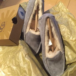 アグ(UGG)の新品未使用 uggアンスレーグレーUS6(スリッポン/モカシン)