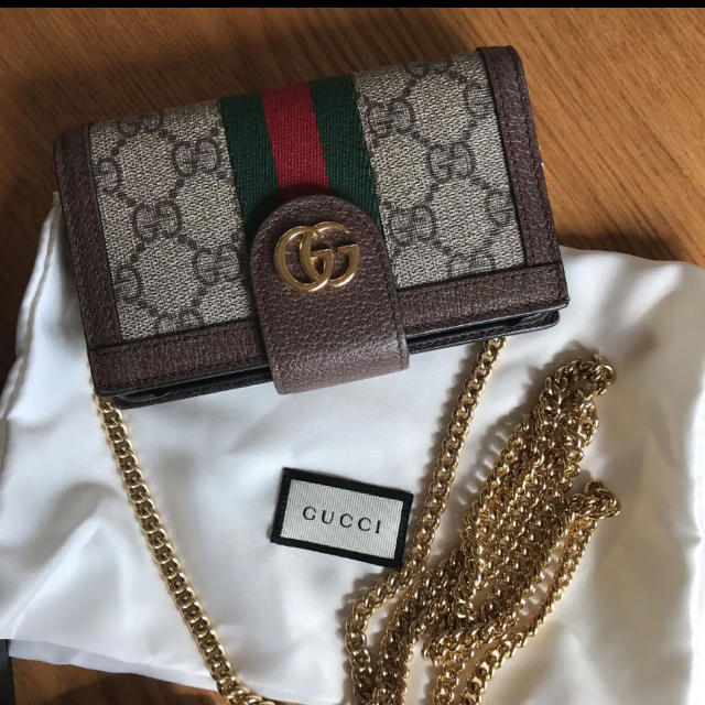 Gucci - 【国内正規】GUCCI 手帳型iPhoneケース  7.8対応の通販