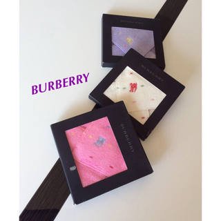 バーバリー(BURBERRY)の BURBERRY ⭐️タオルハンカチ  ハンカチ(ハンカチ)