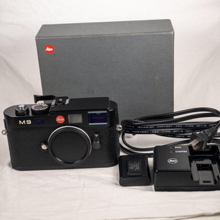 ライカ(LEICA)の【マロニー様専用】Leica  M9 ブラックペイント CCD改良版(デジタル一眼)
