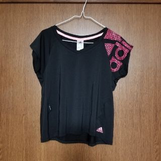 アディダス(adidas)のテニスウェア(Tシャツ(半袖/袖なし))