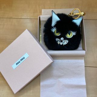 ミュウミュウ(miumiu)の最終値下げ　新品　ミュウミュウ　ネコ　ファー　チャーム(チャーム)