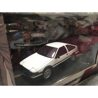 タカラトミー(Takara Tomy)の頭文字D AE86 藤原拓海仕様 1/24(ミニカー)