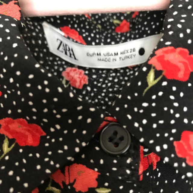 ZARA(ザラ)のZARA 今期　花柄ワンピ　M レディースのワンピース(ロングワンピース/マキシワンピース)の商品写真