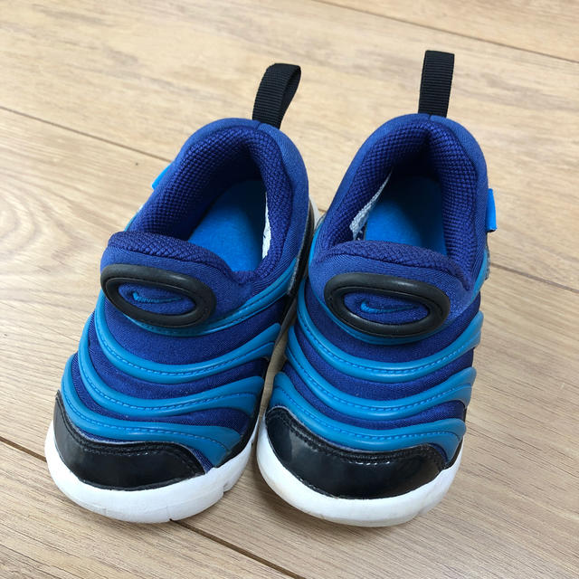 NIKE(ナイキ)のお値下げ　ナイキ　ダイナモフリー   13cm キッズ/ベビー/マタニティのベビー靴/シューズ(~14cm)(スニーカー)の商品写真