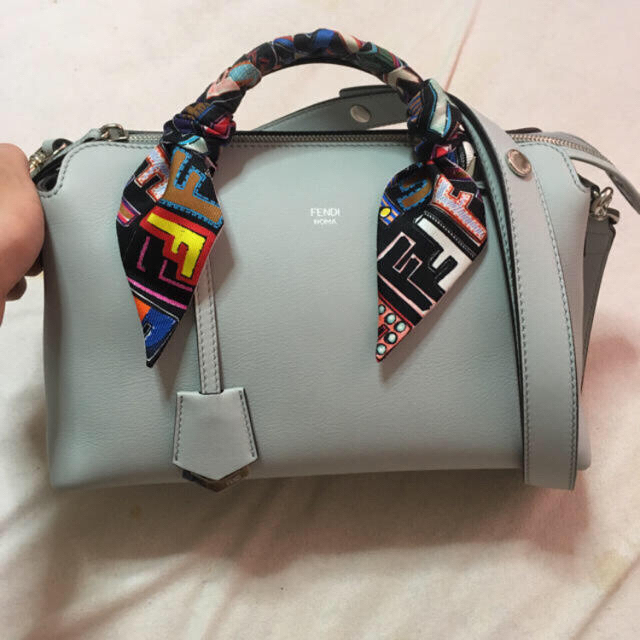 FENDI(フェンディ)のバイザウェイ レディースのバッグ(ショルダーバッグ)の商品写真