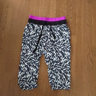 アディダス(adidas)のアディダス ハーフパンツ　2点　(ちこ様専用)(ヨガ)