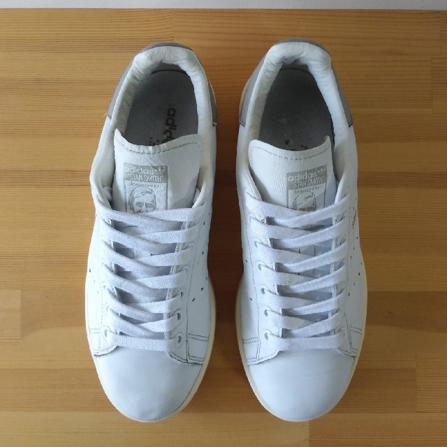 adidas(アディダス)のadidas / stan smith / gray / 23.5cm レディースの靴/シューズ(スニーカー)の商品写真