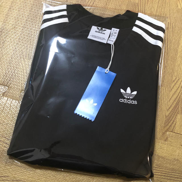 adidas(アディダス)のアディダス 3ストライプ コットン長袖Tシャツ ブラック XSサイズ メンズのトップス(Tシャツ/カットソー(七分/長袖))の商品写真