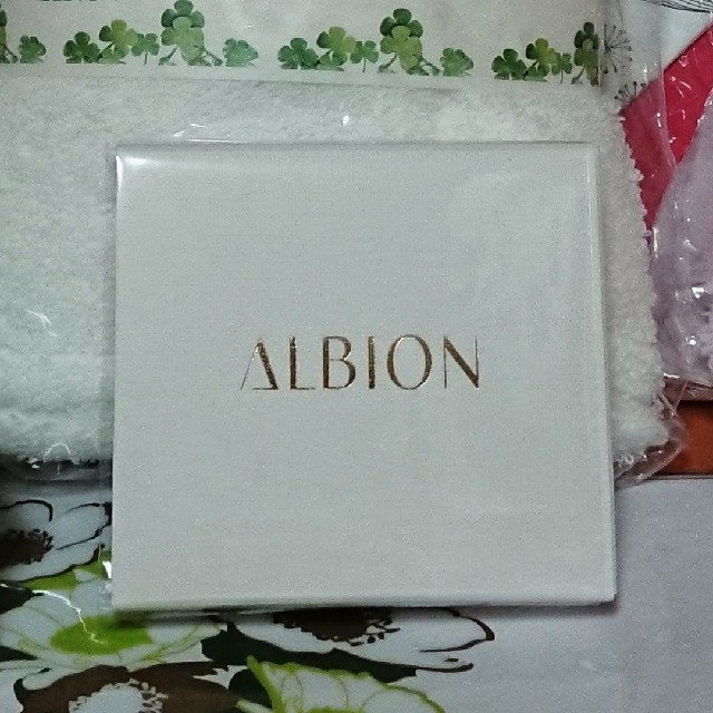 ALBION(アルビオン)の新品☆ALBION(アルビオン)☆コンパクトミラー レディースのファッション小物(ミラー)の商品写真