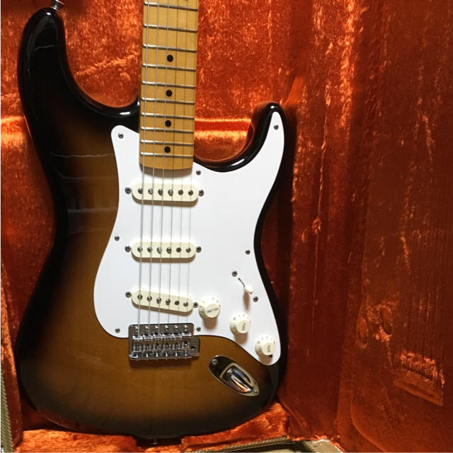 独特の素材 Fender - 【ソウ】Fender USA Vintage 57Stratocaster