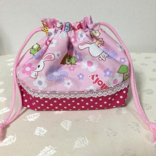 ハンドメイド☆可愛らしいうさぎちゃんのお弁当箱入れ☆②(ランチボックス巾着)