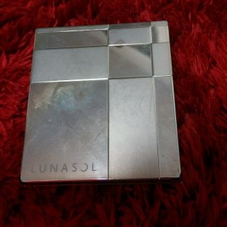 ルナソル(LUNASOL)のルナソル　プレストパウダーコンパクト(フェイスパウダー)