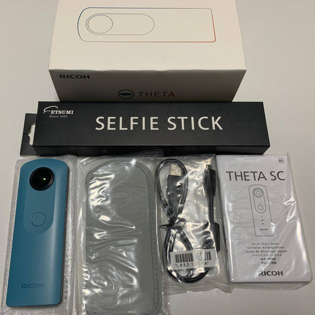 RICOH(リコー)のRICOH THETA SC BLUE スマホ/家電/カメラのカメラ(コンパクトデジタルカメラ)の商品写真