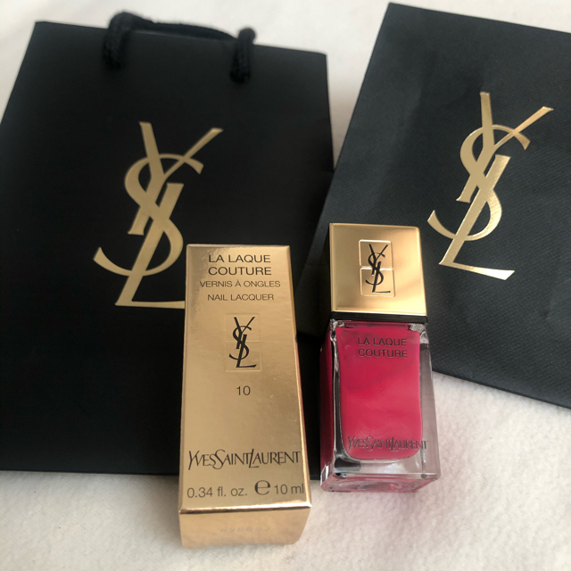 Yves Saint Laurent Beaute(イヴサンローランボーテ)のイヴ・サンローラン　ラ　ラッククチュール　ネイル　10 コスメ/美容のネイル(マニキュア)の商品写真