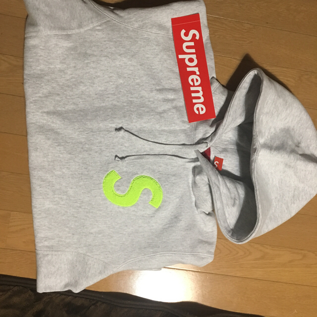 Supreme(シュプリーム)のあねん様専用 メンズのトップス(パーカー)の商品写真