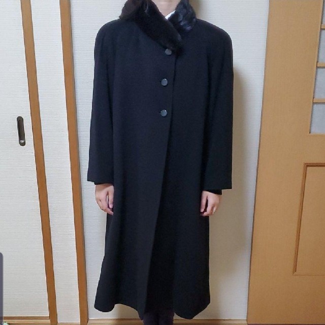 ロングコート東京スタイルwool100%ミンクファー付きロングコート黒