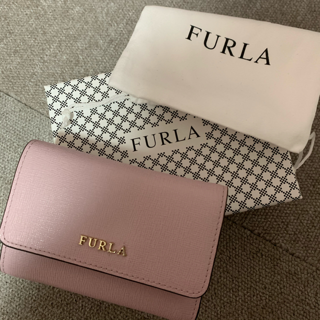 FURLA 財布