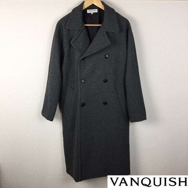 VANQUISH(ヴァンキッシュ)の美品 VANQUISH ヴァンキッシュ メルトンピーコート グレー サイズS メンズのジャケット/アウター(ピーコート)の商品写真