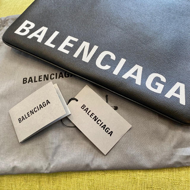 Balenciaga(バレンシアガ)の【新品】BALENCIAGA バレンシアガ クラッチバッグ 黒（ファスナー金） レディースのバッグ(クラッチバッグ)の商品写真