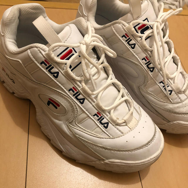 FILA(フィラ)の専用 メンズの靴/シューズ(スニーカー)の商品写真