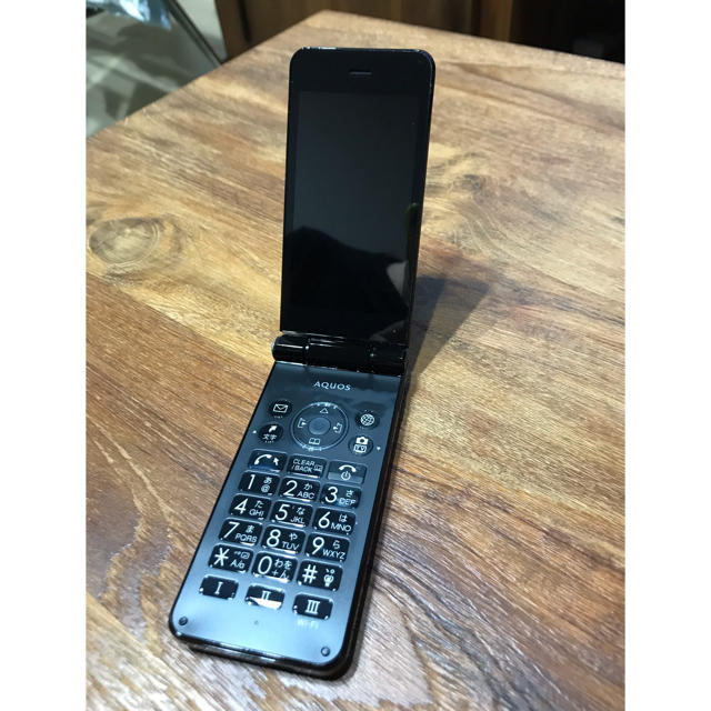 AQUOS(アクオス)の【中古】AQUOS NP601SH スマホ/家電/カメラのスマートフォン/携帯電話(携帯電話本体)の商品写真