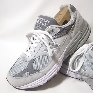 ニューバランス(New Balance)の
希少アメリカ製ビンテージ！ニューバランス993高級スニーカー灰銀


(スニーカー)